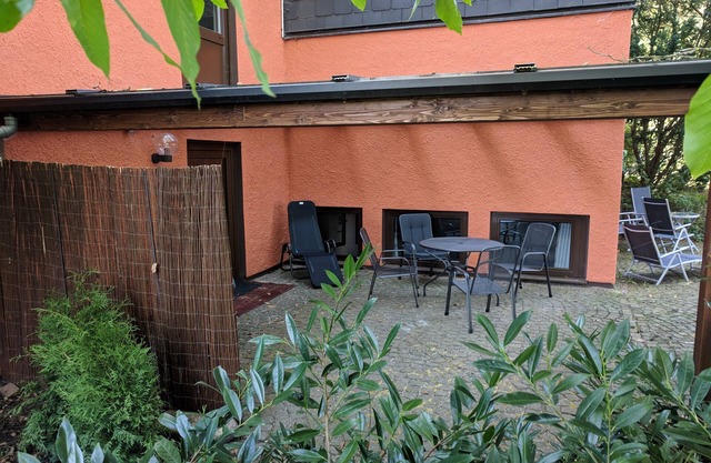 Quiet apartment with terrace, garden, billiards, sauna