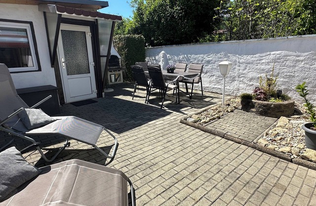 Quiet apartment with its own terrace and barbecue