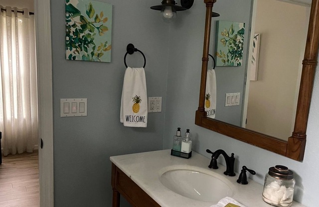 Quiet Cottage Retreat