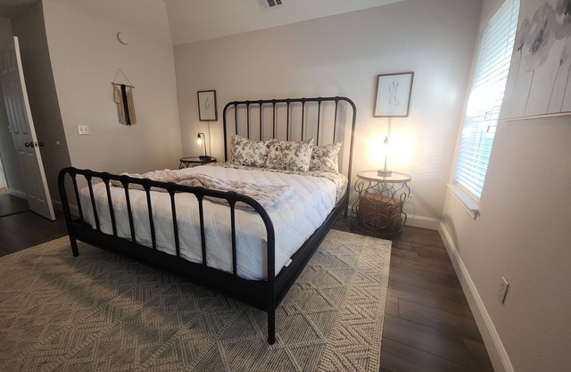 Quiet Downtown Roanoke Home