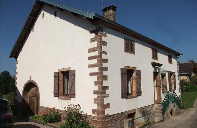 Quiet cottage in Fougerolles, perfect for families