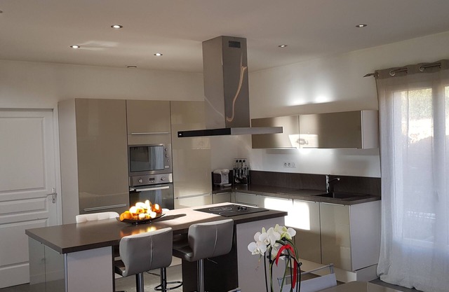 QUIET HOUSE IN THE MIDDLE OF THE CORSICAN MAQUIS