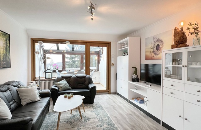 Quiet location on the edge of the forest - beautiful hiking trails and cross-country ski trails nearby