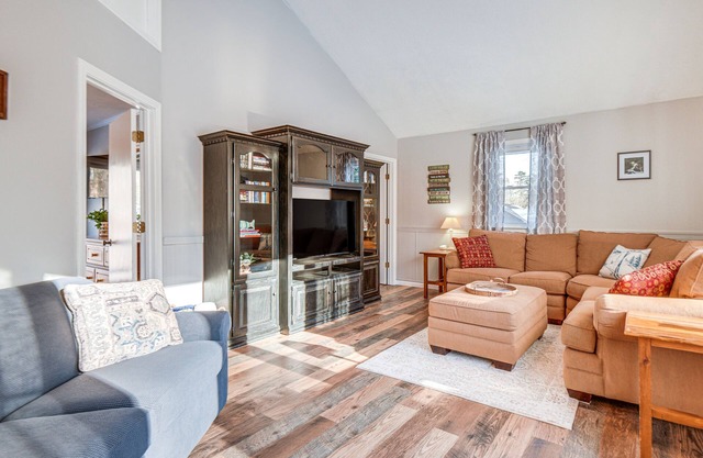 Quiet New Hampshire Getaway w/Game Room!