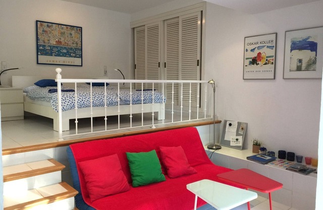 QUIET WELL-BEING OASIS FOR INDIVIDUALISTS