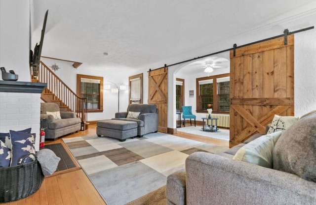 Quintessential Cozy Haven, Brooklawn Beauty