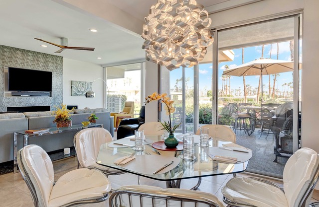 Quintessential Mid-Century Modern Oasis in the Desert