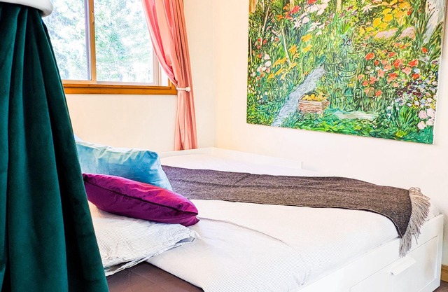Quirky Farm Stay - 2 Bedrooms - Hot tub