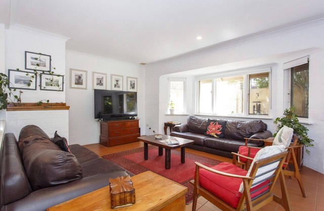 Quirky Hidden Gem - South Fremantle