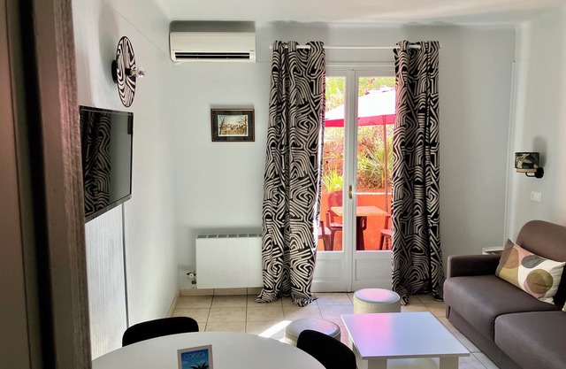 Résidence "LE PORTO" (Large T2 Duplex)