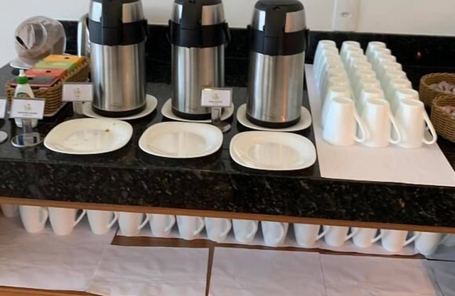 R 1651 Go Inn Serra Free Wi-Fi Free breakfast Accessible Air-conditioned Laundry servic