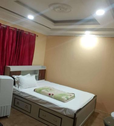Radhey Studio Apartment