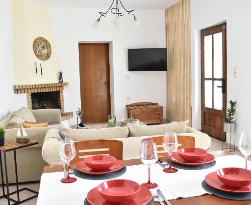 Raeti Cretan Guesthouse