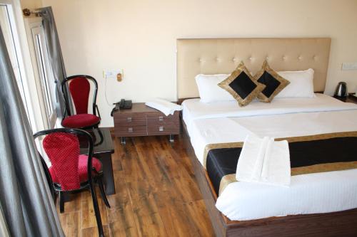 Raghunath Palace Home Stay