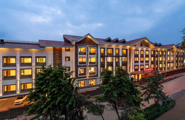 Ramada by Wyndham Gangtok Hotel & Casino Golden