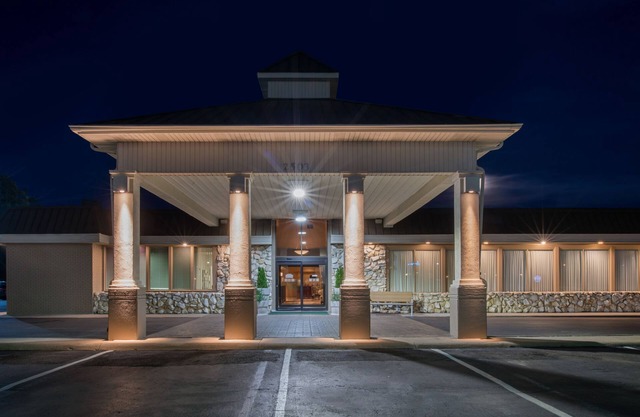 Ramada by Wyndham Midtown Grand Island