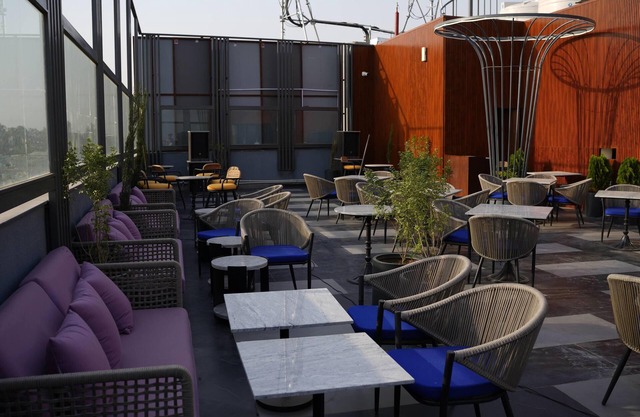 Ramada Encore By Wyndham Chandigarh Zirakpur