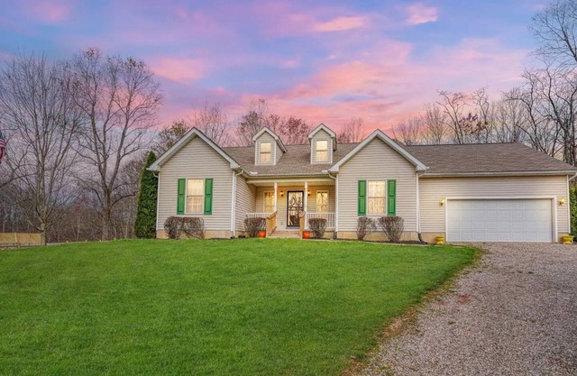 Ranch retreat in the heart of Hocking Hills