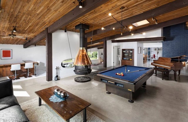 RARE Mid-Mod Home. Spacious inside-and-out.