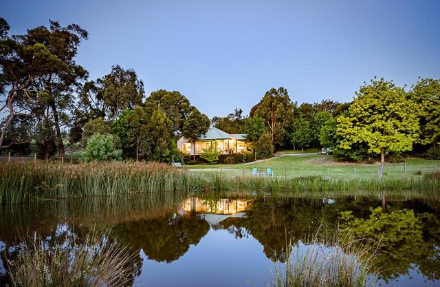 Raynella Alpaca Farmstay