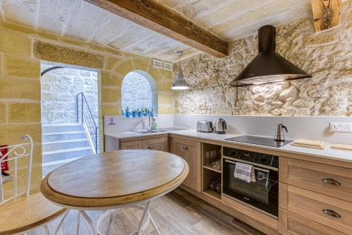 Rb42 - Charming & Historic House