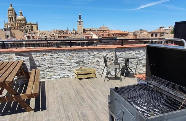 Real Segovia Apartments