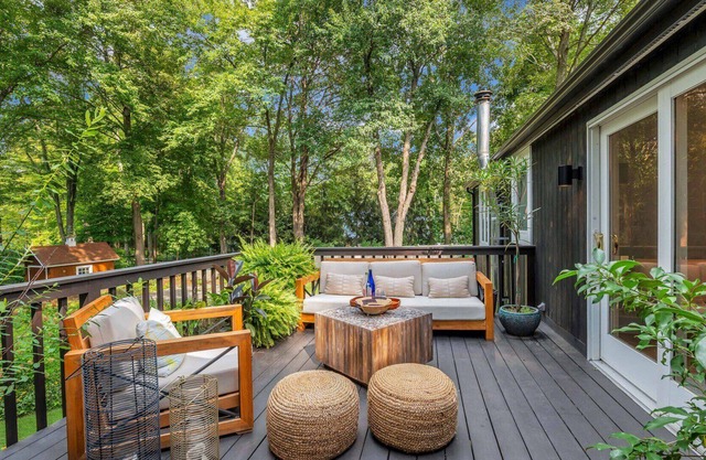 Recently Renovated Modern Hudson Valley Cottage Minutes to the Appalachian...