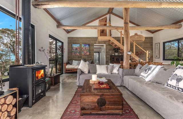 Red Rocks Mountain Retreat, Browns Mountain, Kangaroo Valley