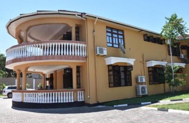 Red Roof Villa - near Ramada Resort Hotel Mbezi Beach