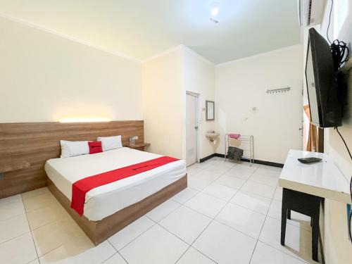 RedDoorz at Hotel Mutiara Ponorogo