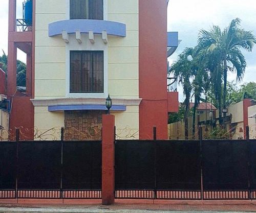 RedDoorz at Yssa Ademar near Robinsons Jaro