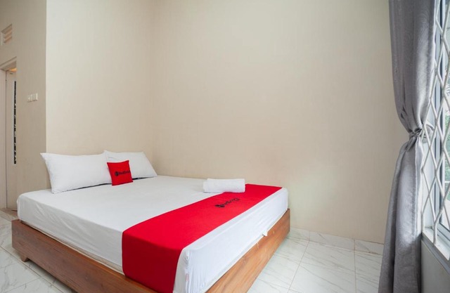 RedDoorz Syariah at The Saka