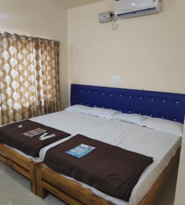 Redkar Rooms Gokarna Beach front AC And Non AC Rooms