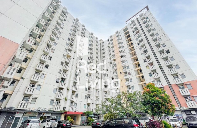 RedLiving Apartemen Cibubur Village - Lily's Room Tower C