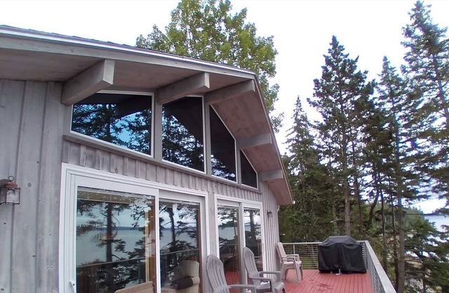 Reed Shore Cottage - Spectacular waterfront views