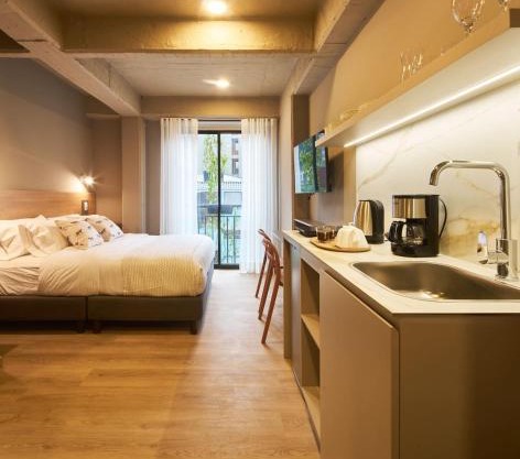 Refined Urban Living in Chapinero Alto