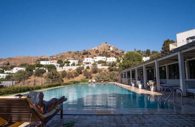 Refreshing House with Shared Pool in Gumusluk