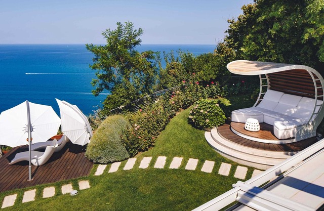 Refuge Villa With Amazing Paradise Island