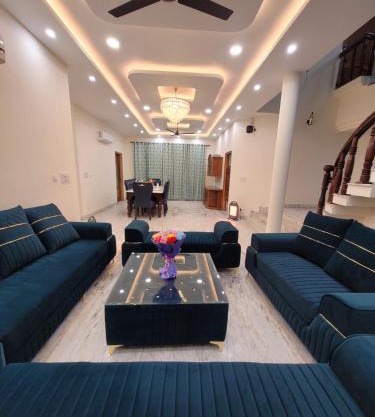 Regalia Home Sapphire Stay