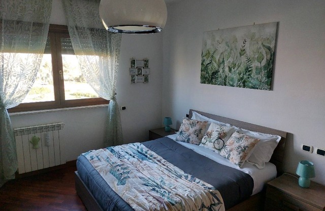 Regina Cyclarum Suite. Vacation home near Rome Fair and FCO airport!