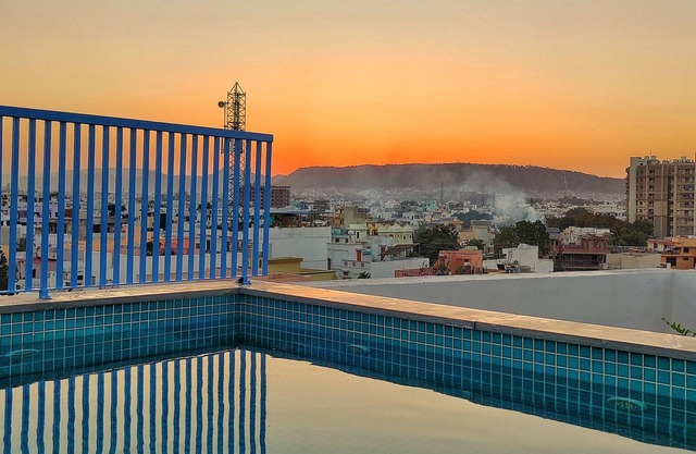 Rehvaas A Rooftop Pool Villa