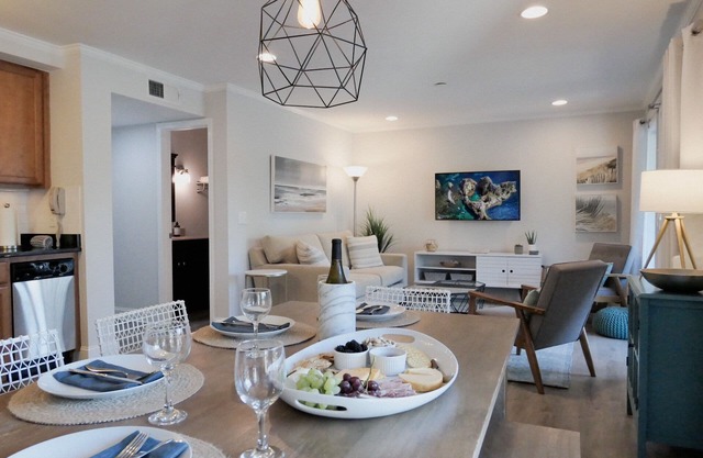 Relax beachfront w pool view! - First floor & family friendly! Sun & Sea HHI