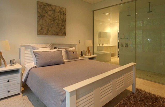 Relax in luxury at Bramston Beach House