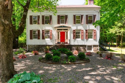 Relax in Style at Historic Modern on Main with Modern Amenities Wooded Views