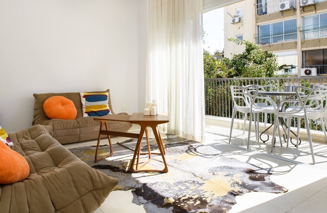 Relax & Sunny near Beach by FeelHome