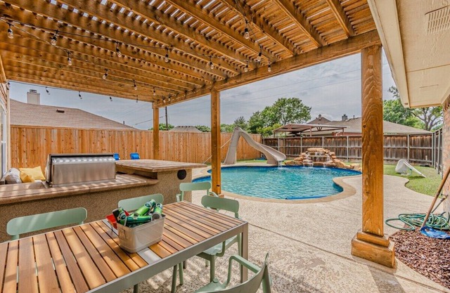 Relax with the whole family at this peaceful place to stay.