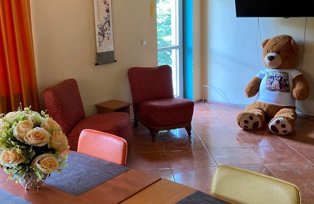 Relaxare,cantec de pasarele si peisaje cu multa verdeata la cota 1200!