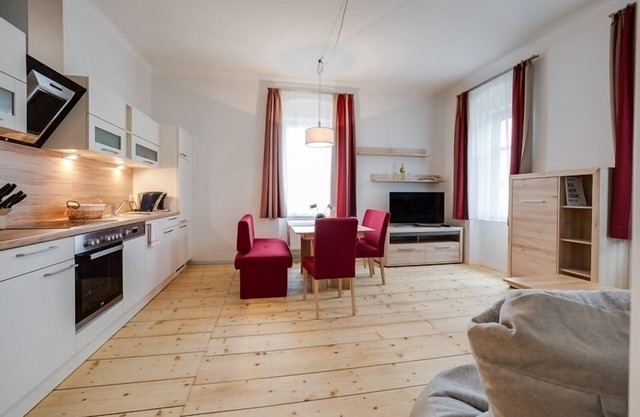 Relaxed vacation in the historic center of Mitterbach - 60 m2 apartment with box spring beds
