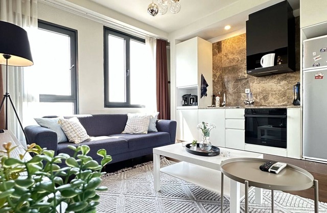 Relaxing 1BR 2BA Apt w/Free Wi-fi, AC & Washer