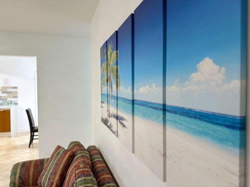 Relaxing Retreat 2BR Oasis with Pool and Outdoor BBQ